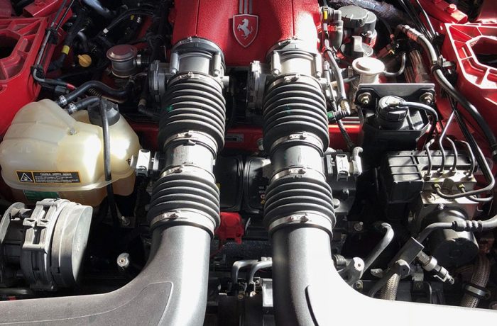 M4 – Ferrari California – Phase de montage
